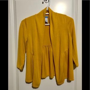 Women’s 3/4 length sweater. Size M.